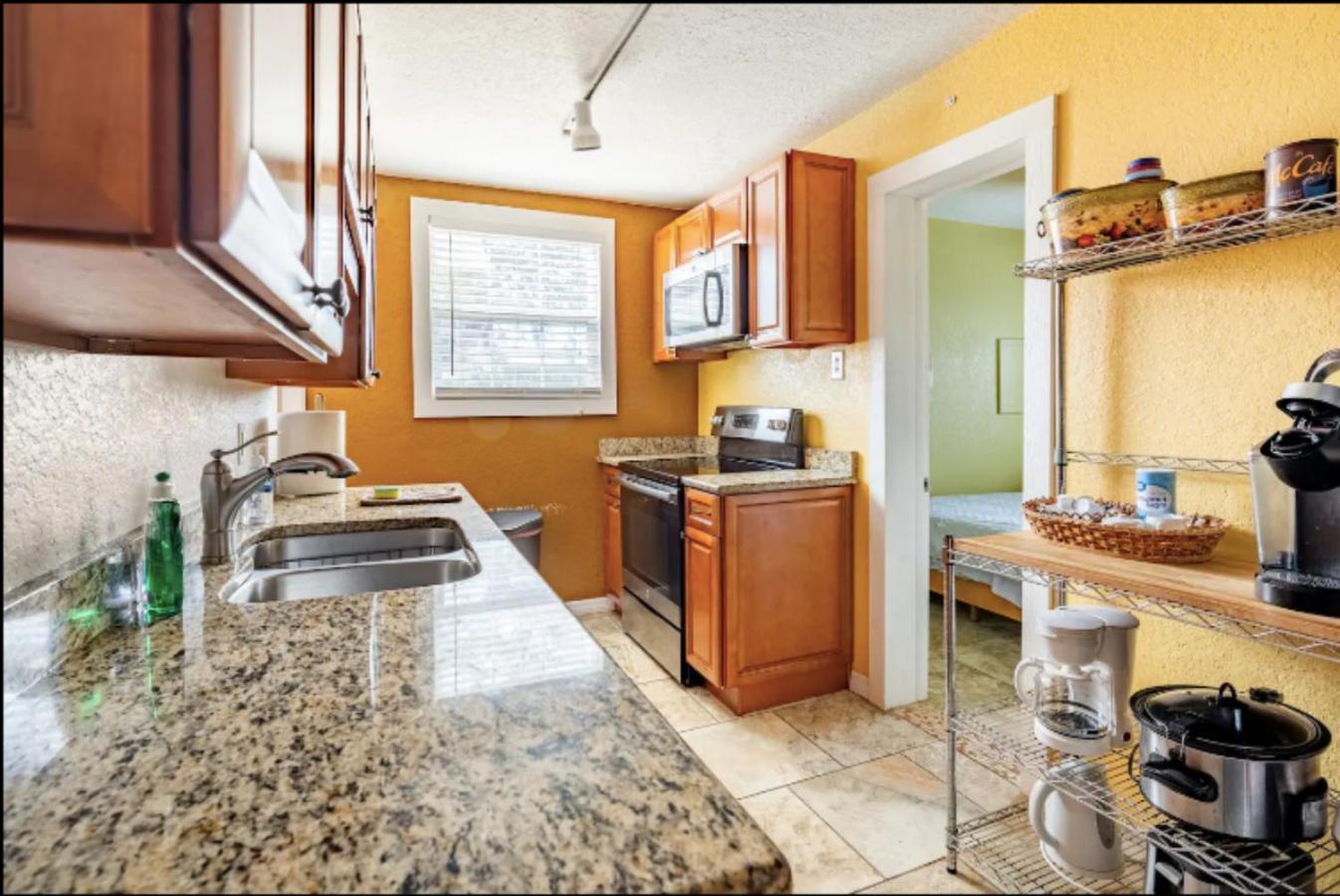 3-Bed Bungalow Walk To Historic Downtown Sanford Exterior foto